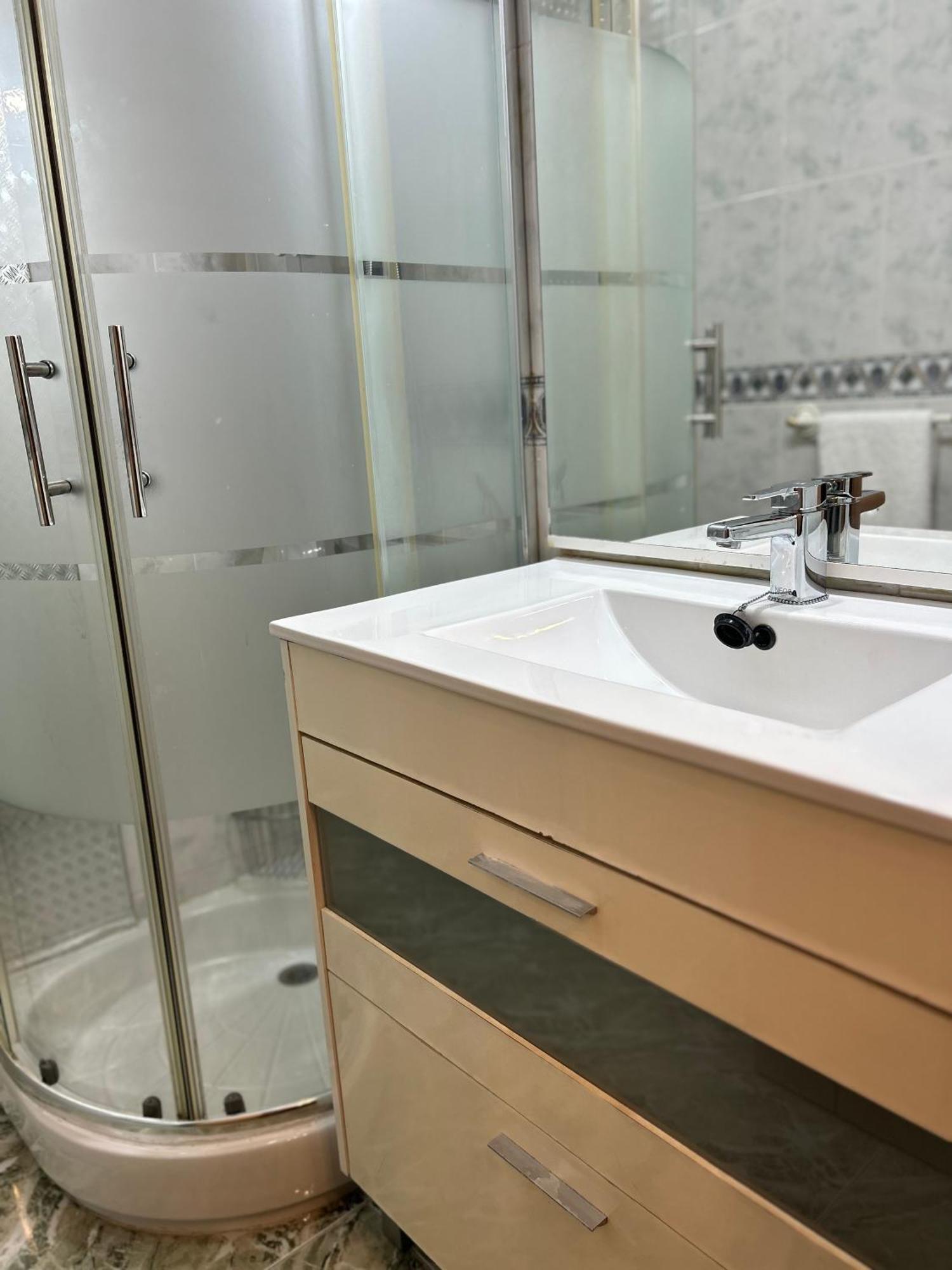Centrico Tu Hogar En Bilbao Apartment Barakaldo